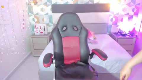 Megan  online show from February 17, 2025, 12:38 pm