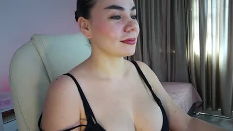 Megan M online show from February 5, 2026, 2:11 pm