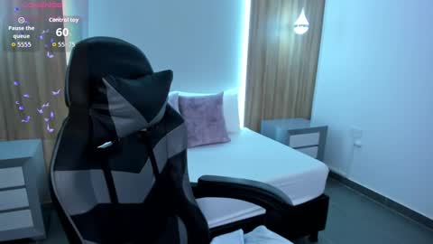 M E G A R A  online show from October 7, 2025, 2:20 am