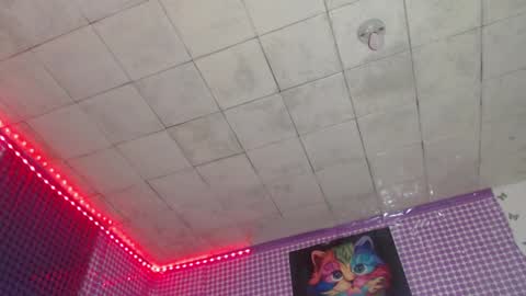 MEGHAN   online show from December 20, 2024, 1:03 am