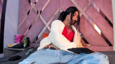 meghanqueen__ online show from February 11, 2026, 4:50 am