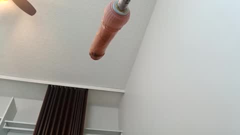 meheriuk68 online show from February 19, 2026, 8:38 pm