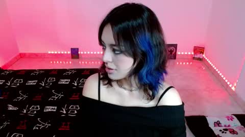 Snapshot of mei04_ chatting on October 30, 2025, 3:30 am Melissa online show from October 30, 2025, 3:30 am