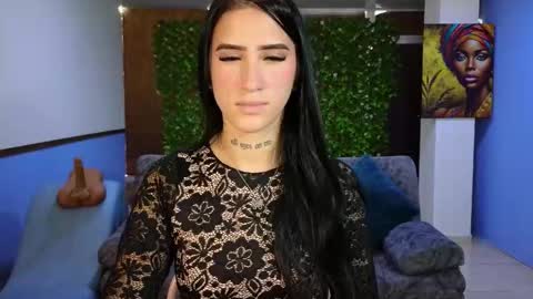 Mei online show from November 12, 2025, 11:43 am