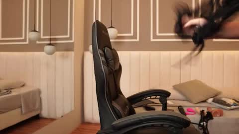 Mekari . online show from November 3, 2025, 8:54 pm