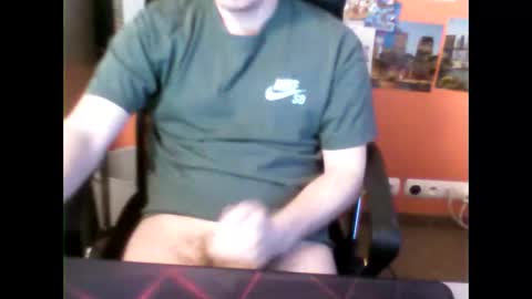 meks5544 online show from April 4, 2026, 5:32 pm