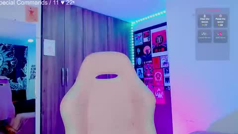 Melissa  -  -  Please help me to reach 100 thumbs up online show from January 21, 2025, 4:16 pm