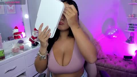 Snapshot of melaany_ chatting on December 28, 2024, 2:01 am Melaany  online show from December 28, 2024, 2:01 am