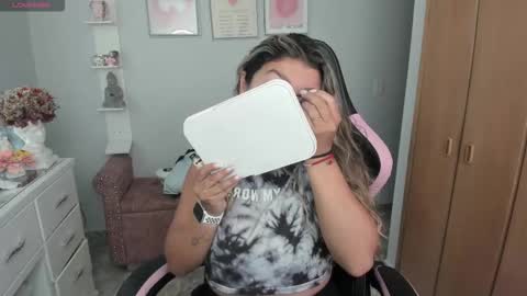 Melaany  online show from March 12, 2026, 1:50 pm