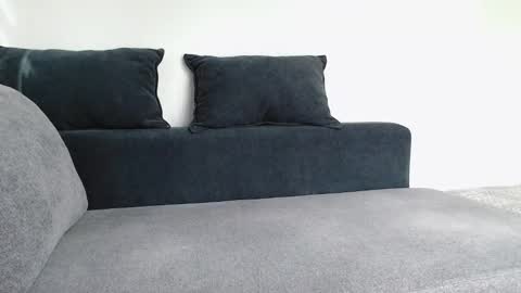 Melania online show from September 10, 2025, 12:05 pm