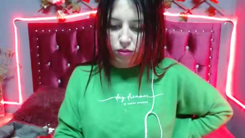 melani_cute01 online show from February 5, 2025, 4:37 am