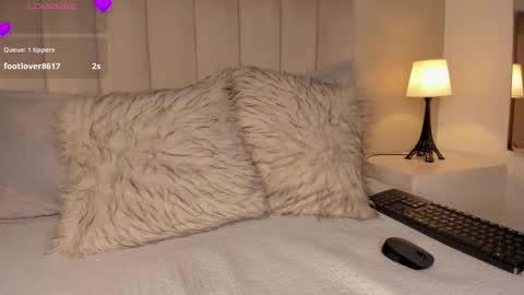 Melanie online show from February 27, 2026, 7:36 pm