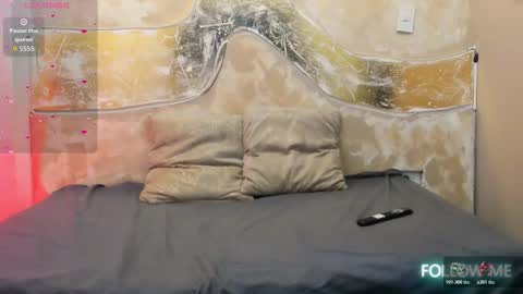 Melaniecooper online show from October 19, 2025, 3:18 am