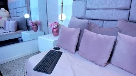 Snapshot of melaniee_joness chatting on February 18, 2026, 5:09 pm melaniee_joness online show from February 18, 2026, 5:09 pm