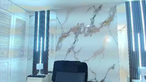 Snapshot of melaniepatton chatting on December 3, 2025, 12:14 pm Melanie online show from December 3, 2025, 12:14 pm