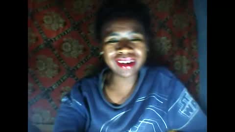 melanih online show from October 15, 2025, 10:32 pm