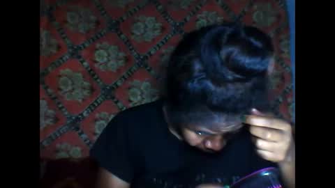 melanih online show from November 13, 2025, 5:01 pm