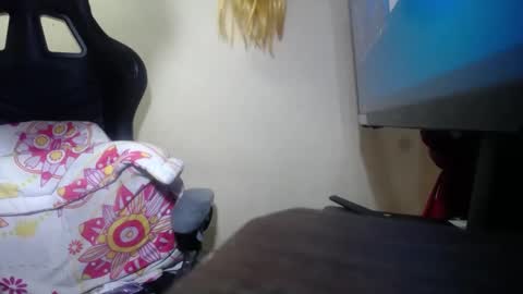 melany online show from February 22, 2025, 6:52 pm