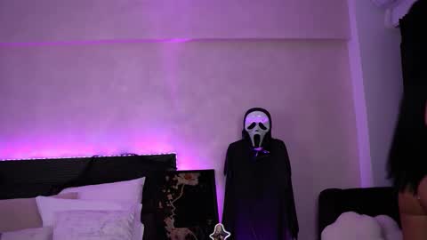 Mellanya online show from October 18, 2025, 4:15 am