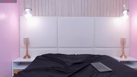 Melany online show from October 14, 2025, 11:05 pm