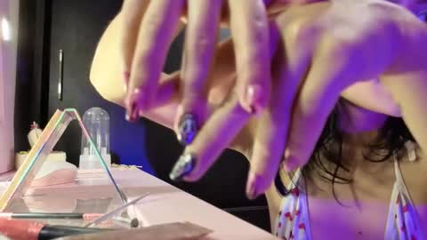 melifresita online show from September 26, 2025, 8:35 pm