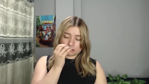 Snapshot of meliinna_xxx chatting on November 27, 2025, 3:08 am meliinna_xxx online show from November 27, 2025, 3:08 am