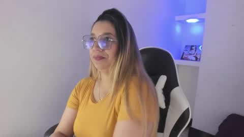 Snapshot of melisa_14 chatting on February 27, 2026, 12:16 pm Melisa online show from February 27, 2026, 12:16 pm