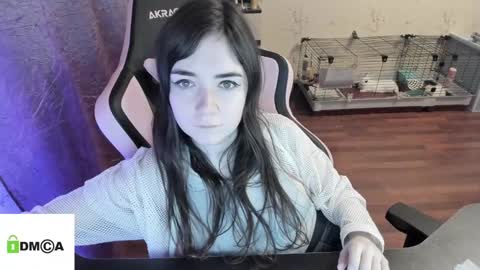 melisanilson online show from December 21, 2024, 3:14 am