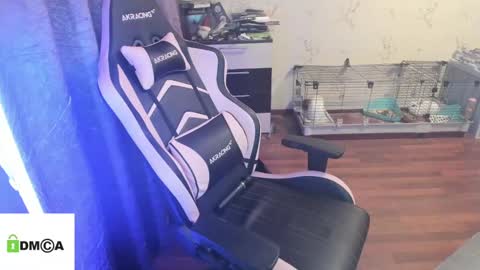 melisanilson online show from March 5, 2025, 11:27 pm