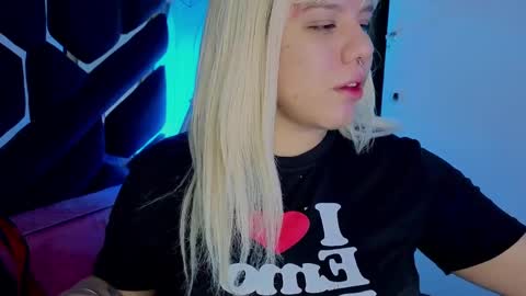 Lissa  online show from March 28, 2026, 7:02 pm