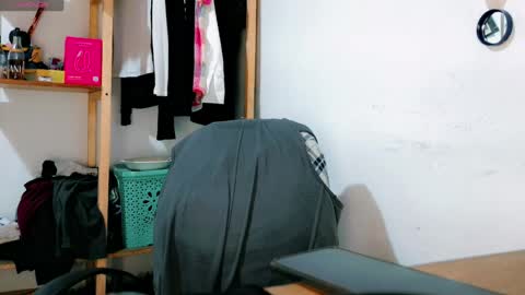 Snapshot of melissa_and_carol chatting on April 23, 2026, 1:13 pm Carol - Dany online show from April 23, 2026, 1:13 pm