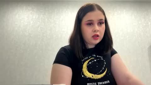 Melissa online show from April 3, 2026, 1:31 pm