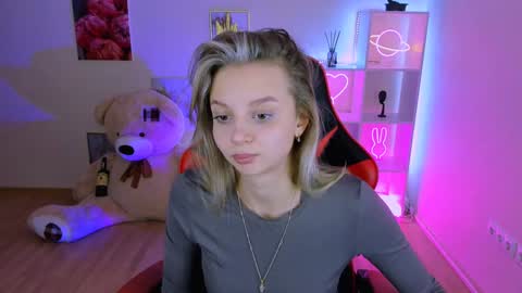 Melissa online show from January 20, 2025, 11:43 pm