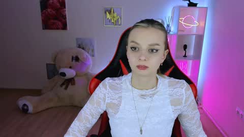 Melissa online show from February 4, 2025, 2:28 am