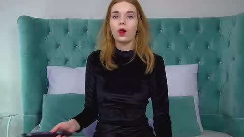 Snapshot of melissabauch chatting on October 10, 2025, 12:26 pm Melisa online show from October 10, 2025, 12:26 pm