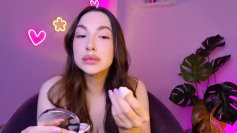 Snapshot of melissachaarm_ chatting on May 7, 2026, 5:24 am Melissa online show from May 7, 2026, 5:24 am