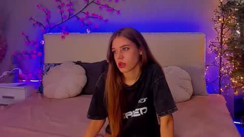 MelissaCrayzy online show from November 18, 2025, 6:29 am