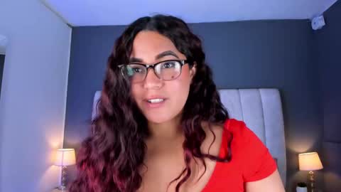 M E L I S S A  online show from March 11, 2025, 6:19 pm