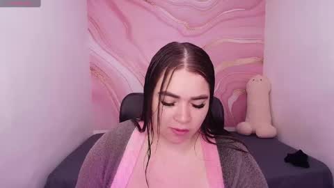 MELISSA online show from February 16, 2025, 7:05 pm