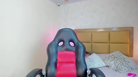    online show from February 26, 2026, 7:46 pm