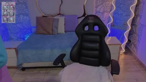 Mellani  online show from December 16, 2025, 7:57 am