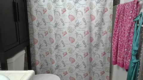 Mel 3 online show from April 7, 2026, 6:08 pm