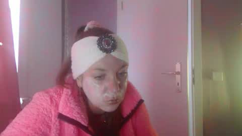 Snapshot of melli23 chatting on February 14, 2026, 2:47 pm Melli online show from February 14, 2026, 2:47 pm