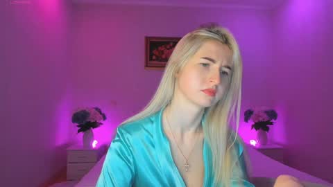 Mellina online show from January 13, 2025, 11:38 pm