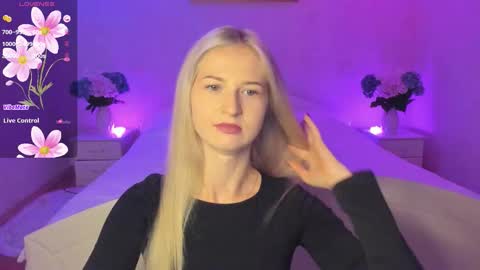 Mellina online show from October 6, 2025, 7:11 pm