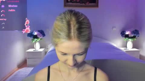 Mellina online show from February 23, 2026, 8:39 pm