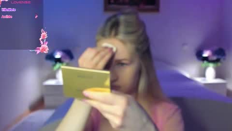 Mellina online show from February 25, 2026, 9:13 pm