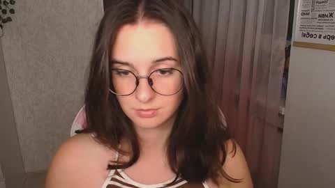 mellonmayre online show from October 22, 2025, 8:19 pm