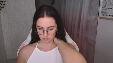 mellonmayre online show from October 25, 2025, 8:14 pm