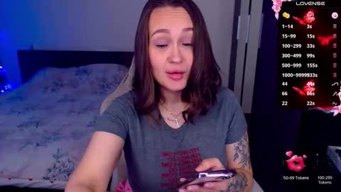 Mel online show from October 26, 2025, 8:42 am